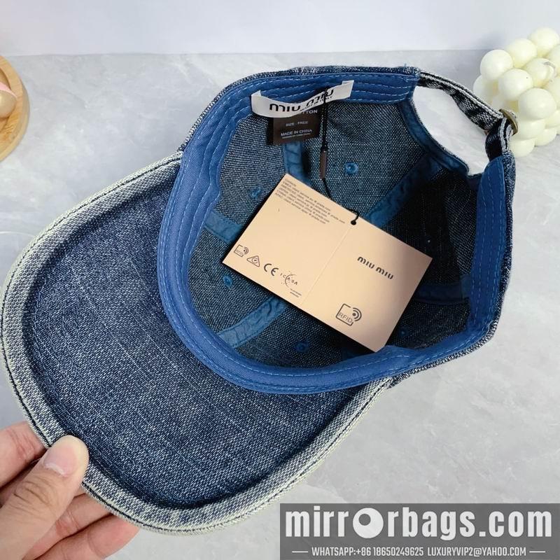 Miumiu Hat dx46
