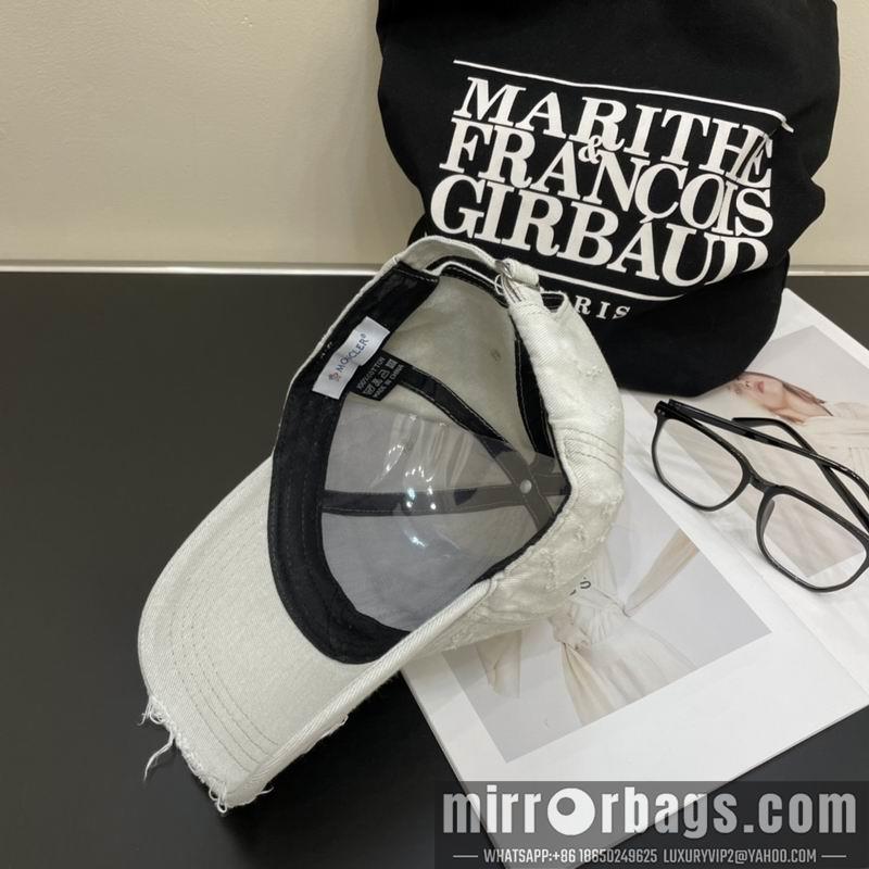 Moncler Hat 042601