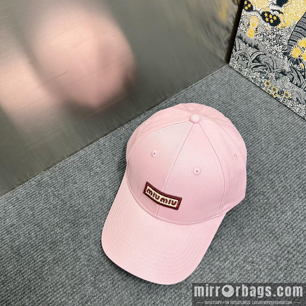 Miumiu Hat dx82
