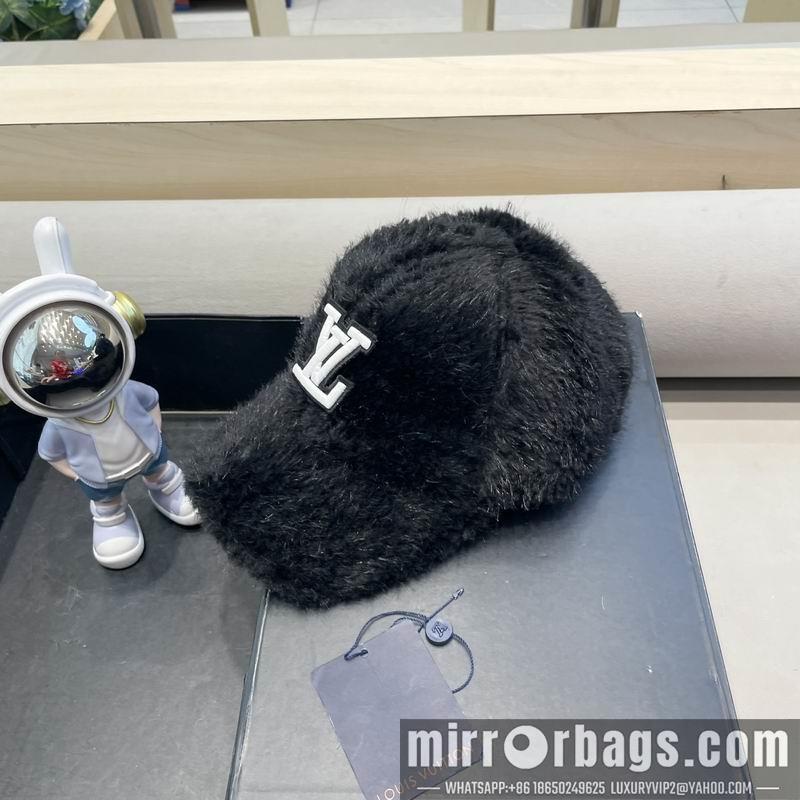 LV Hat 010402