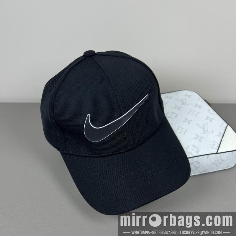 Nike Hat dx13