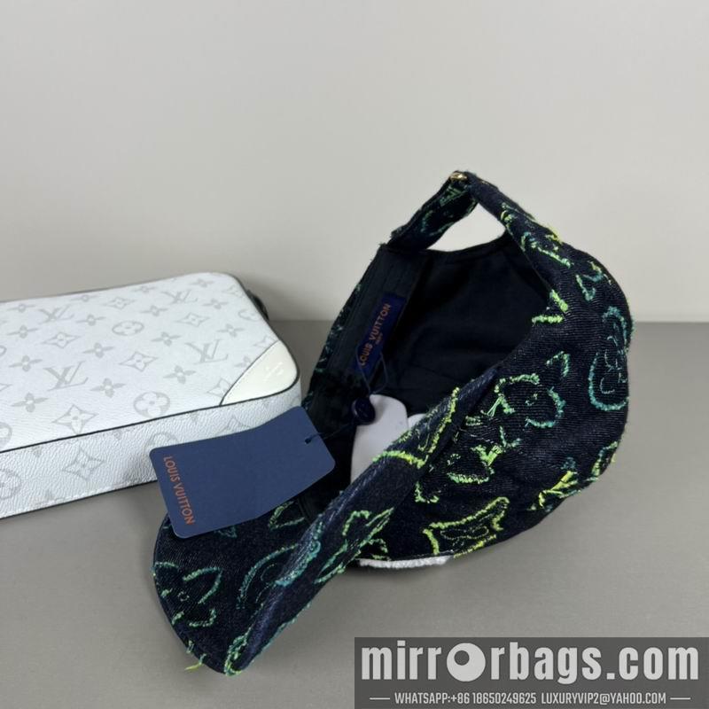 LV Hat dx24