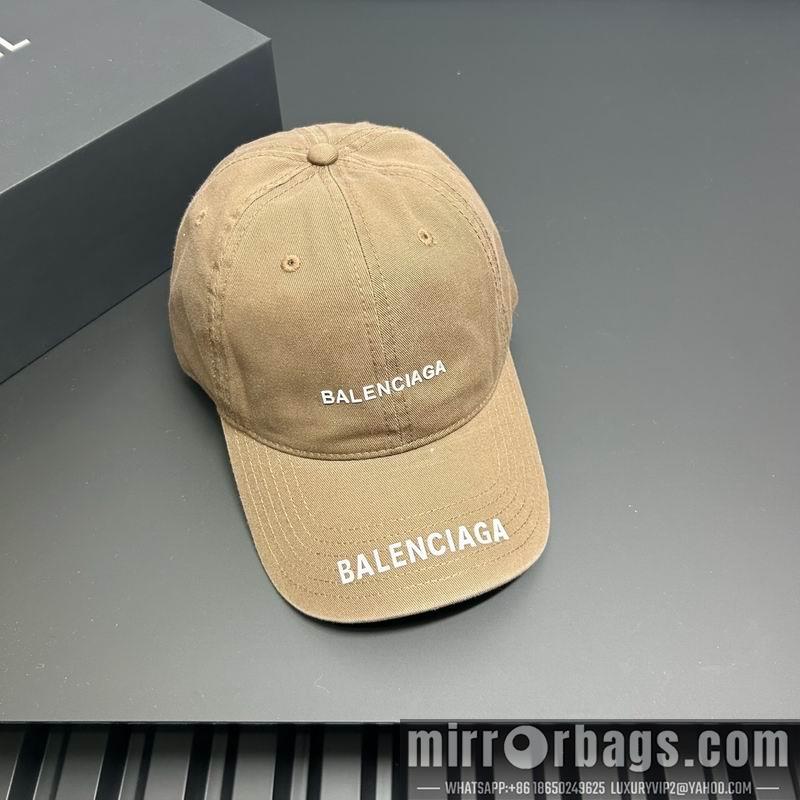 Balenciaga Hat dx16