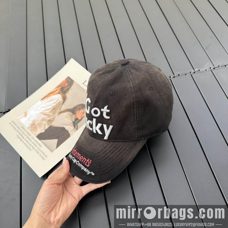 Vetements Hat 041838