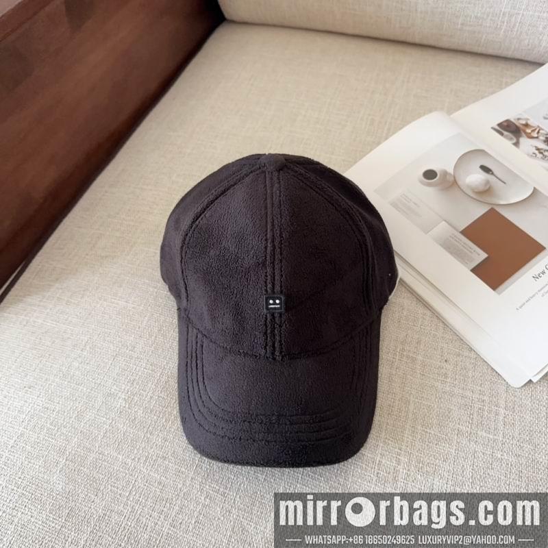 Acne Hat dx12