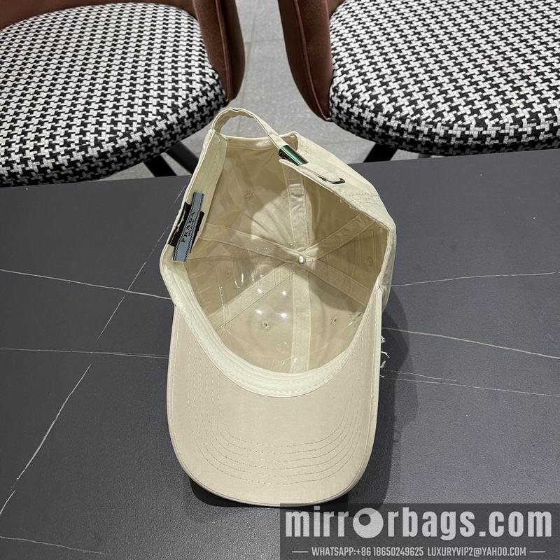 Prada Hat 040204