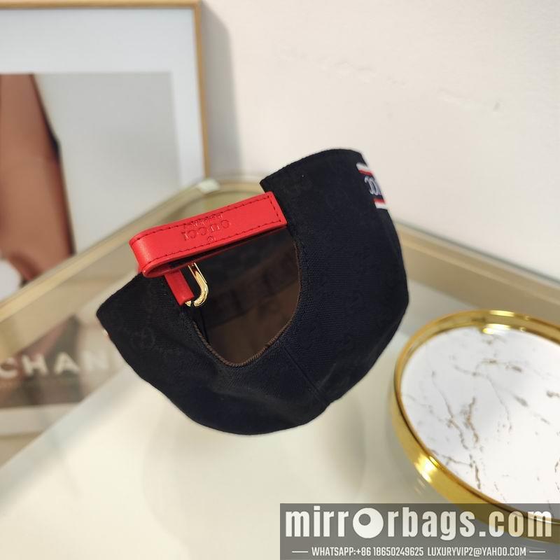 Gucci Hat dx10