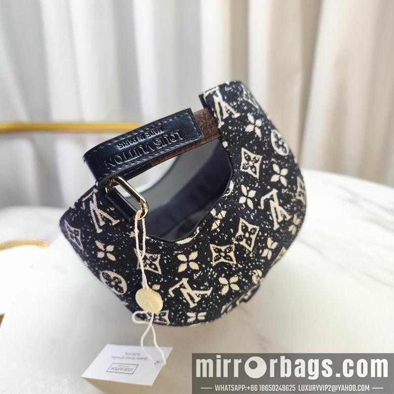 LV Hat dxn19