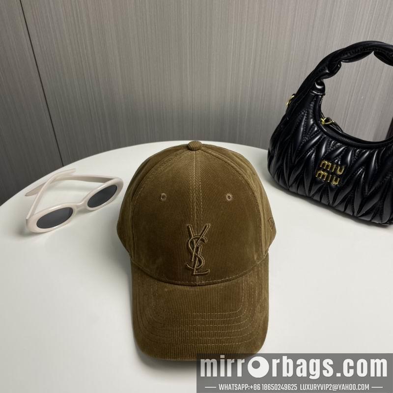 YSL Hat dx31