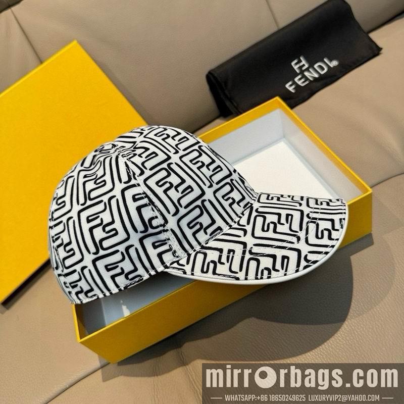 Fendi Hat dx82
