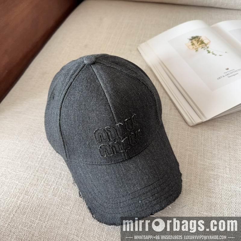 Miumiu Hat dx13