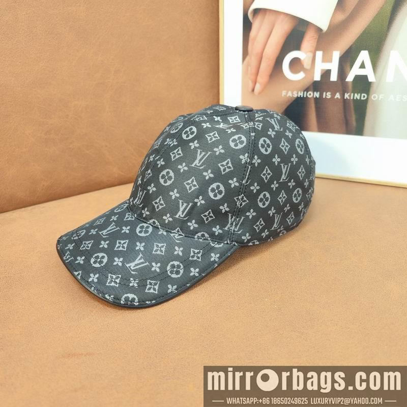 LV Hat dx79