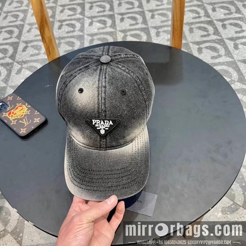 Prada Hat 041401