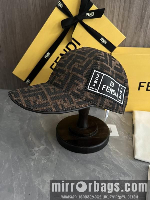 Fendi Hat dx81