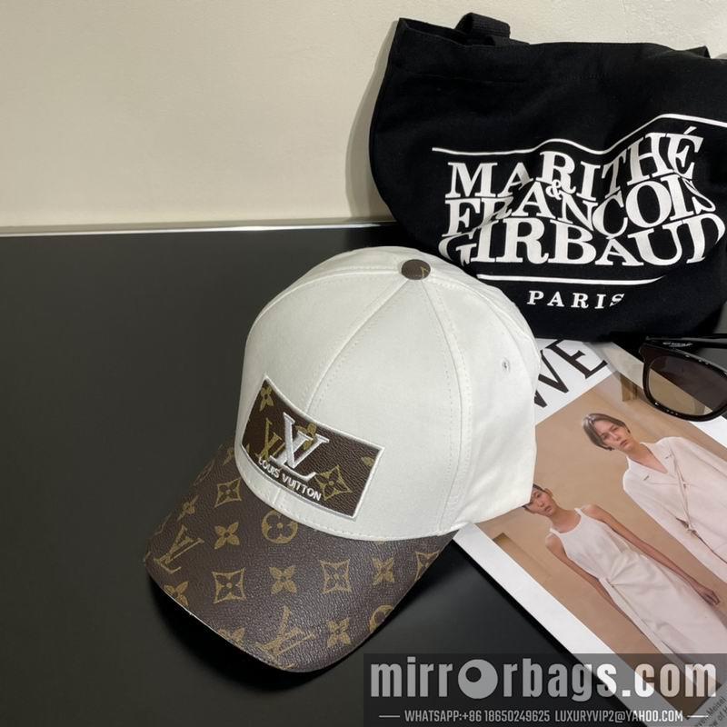 LV Hat 042803