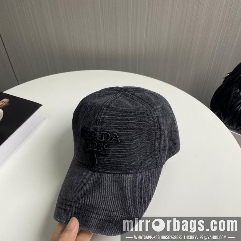 Prada Hat dx37