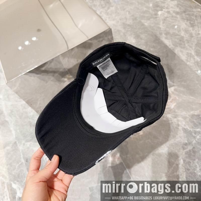 Balenciaga Hat dx47