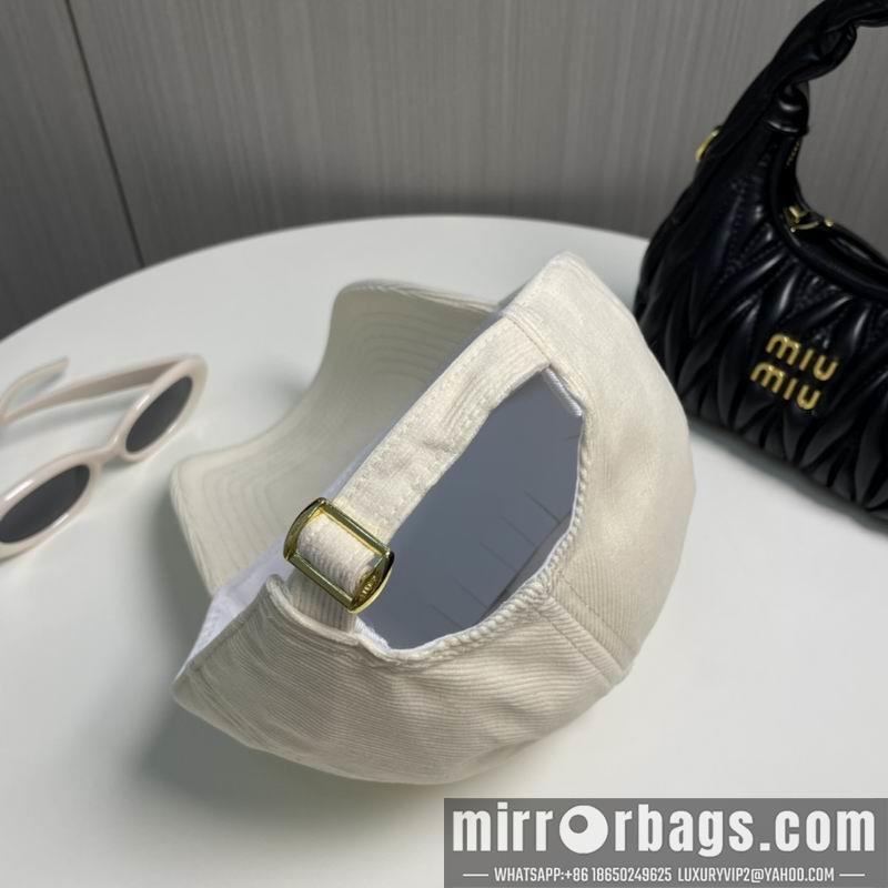 Celine Hat 010403