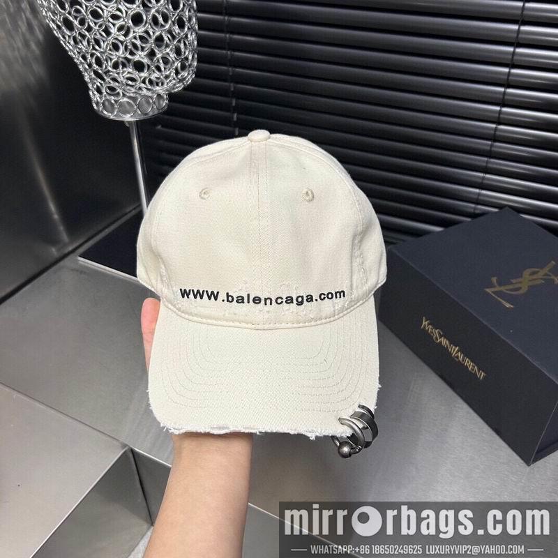 Balenciaga Hat dx51