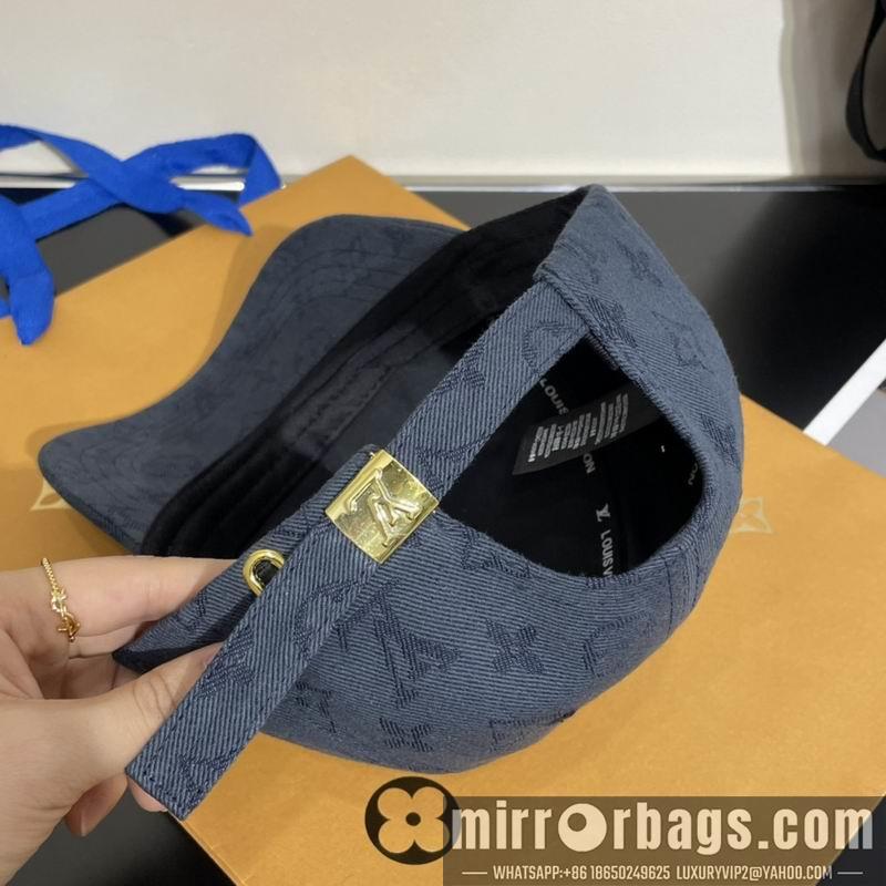 LV Hat 050707