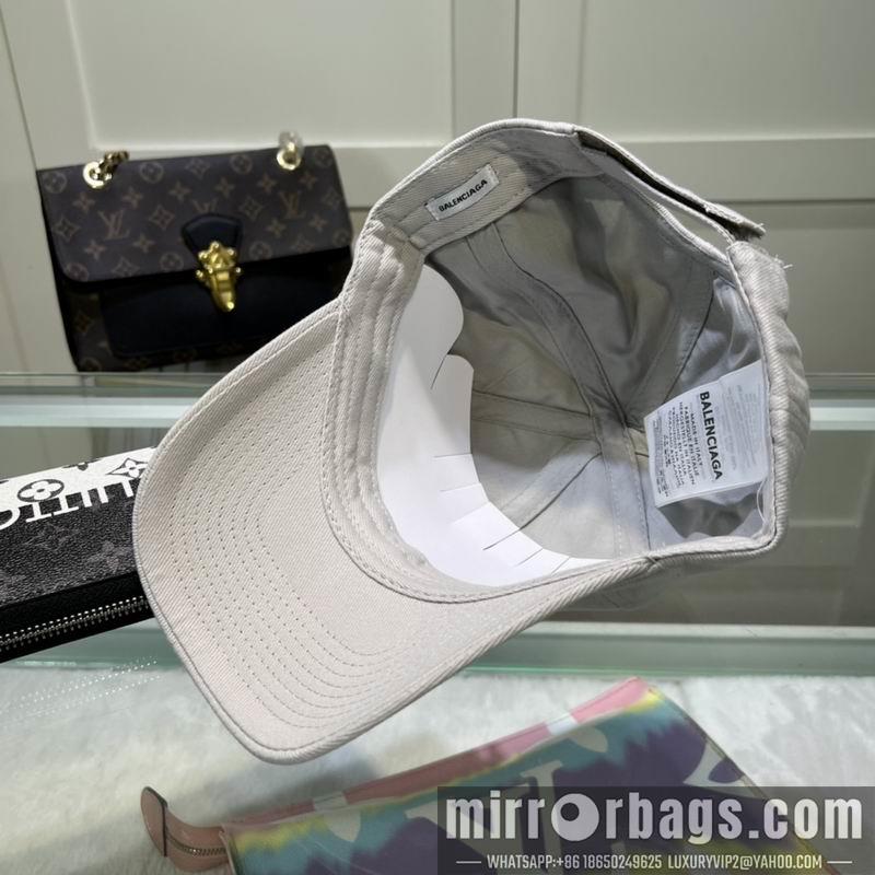 Balenciaga Hat dx43