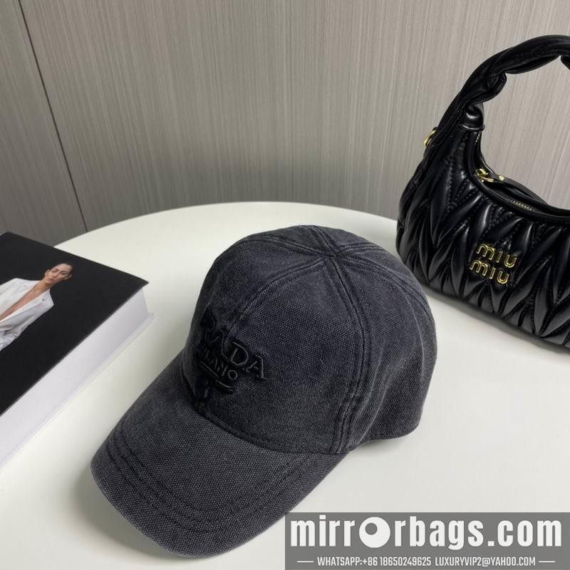Prada Hat dx37