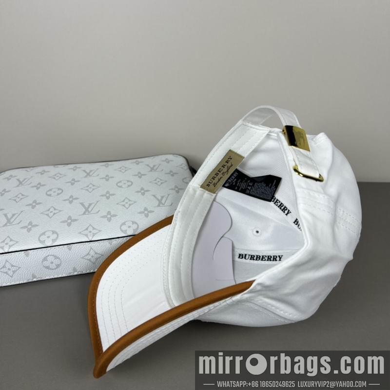 Burberry Hat dx10