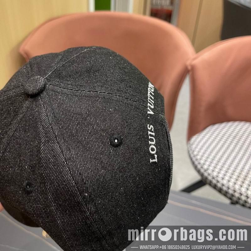 LV Hat 021002