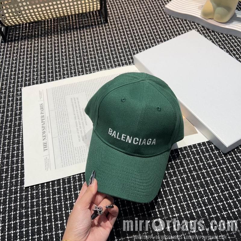 Balenciaga Hat dx07