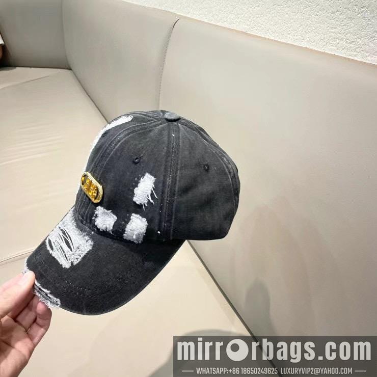 Balenciaga Hat 032002