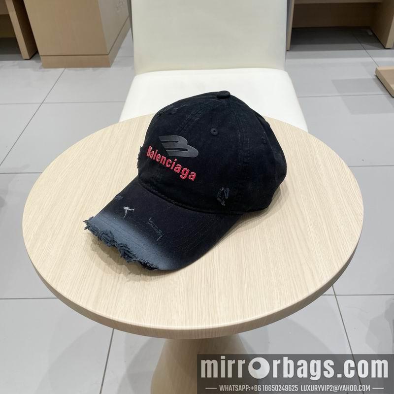 Balenciaga Hat 041402