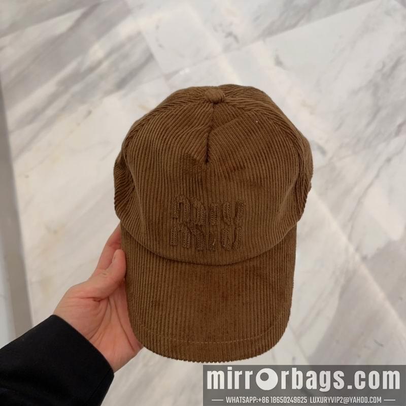 Miumiu Hat dx37