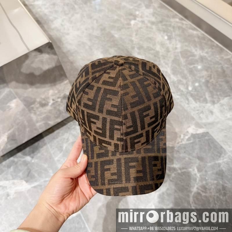 Fendi Hat dx28