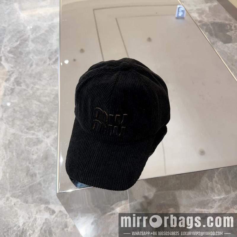Miumiu Hat dx83