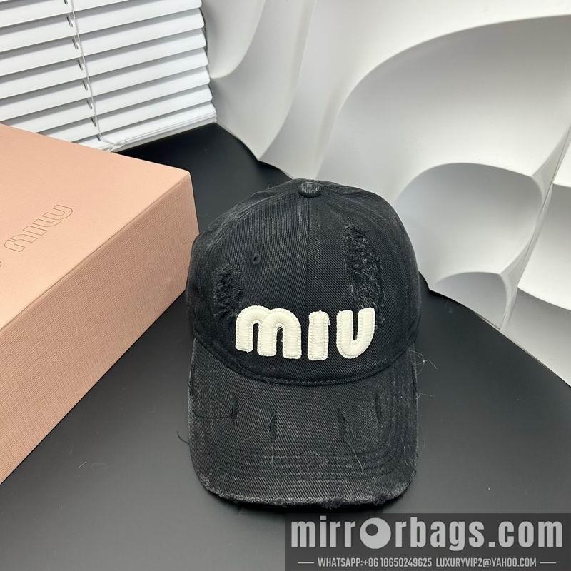 Miumiu Hat dx95