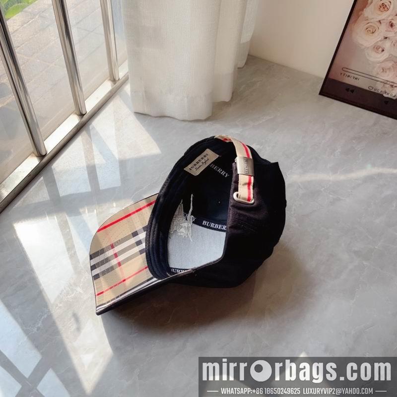 Burberry Hat 041702
