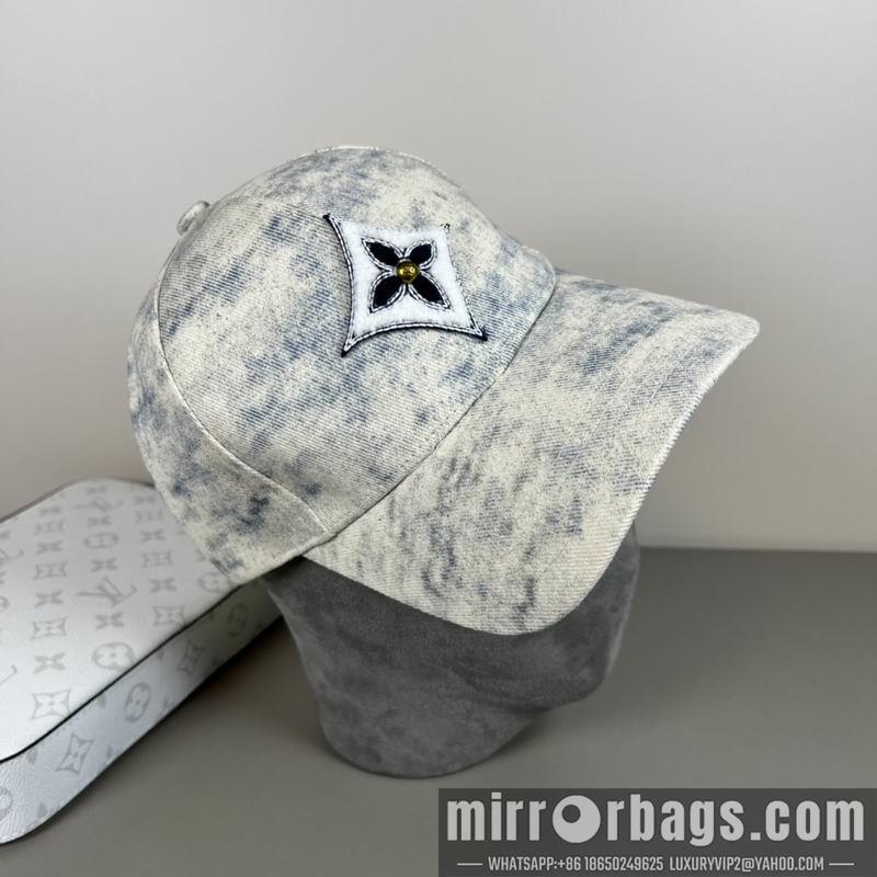 LV Hat dx17