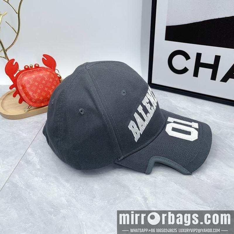 Balenciaga Hat dx124