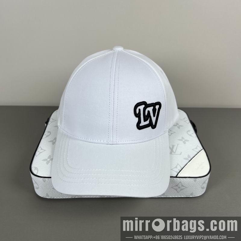 LV Hat dx16