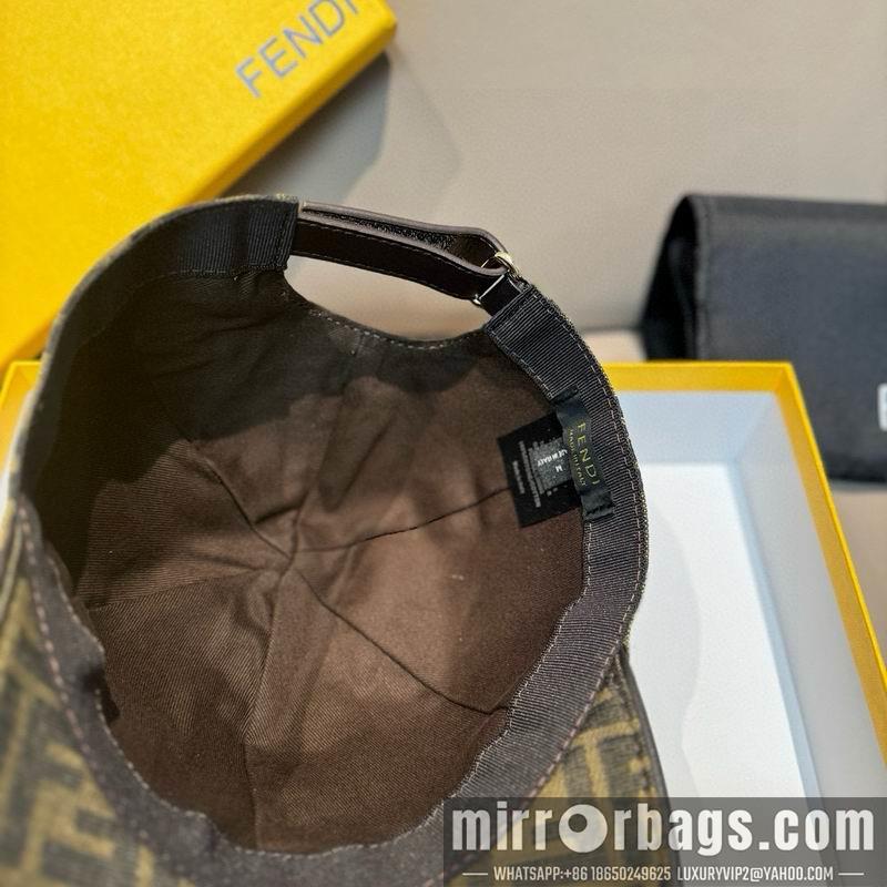 Fendi Hat dx84