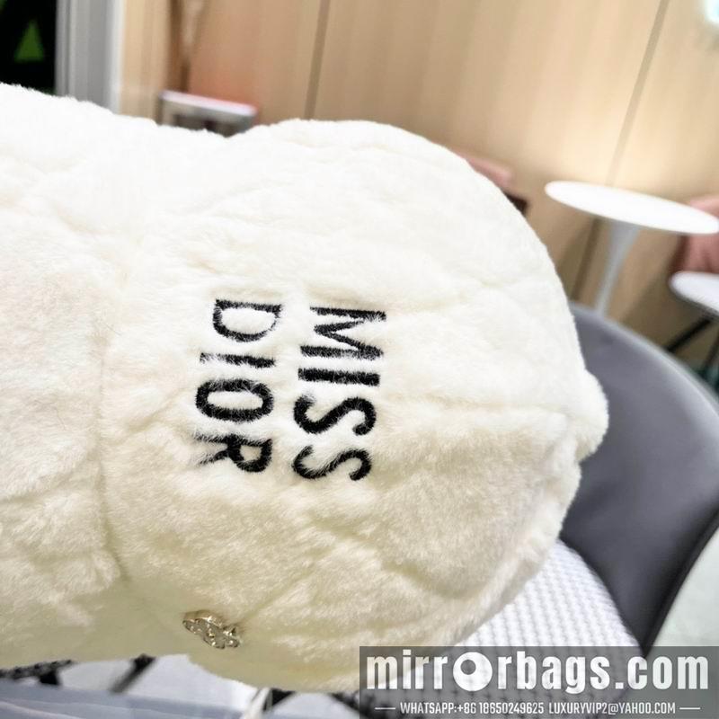 Dior Hat 121403
