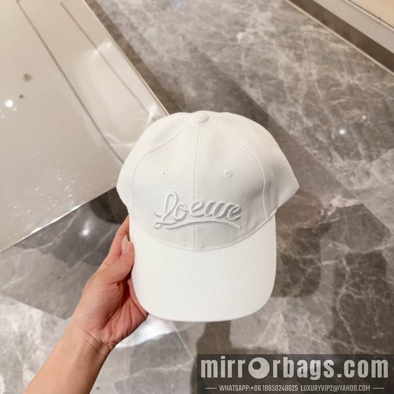 Loewe Hat dx44
