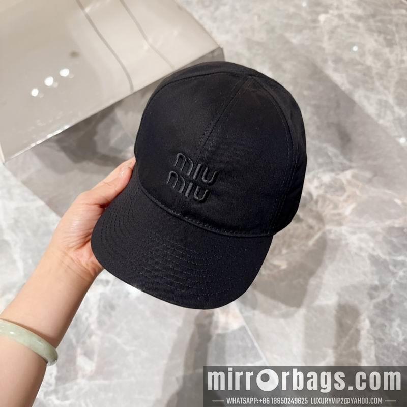 Miumiu Hat 050704