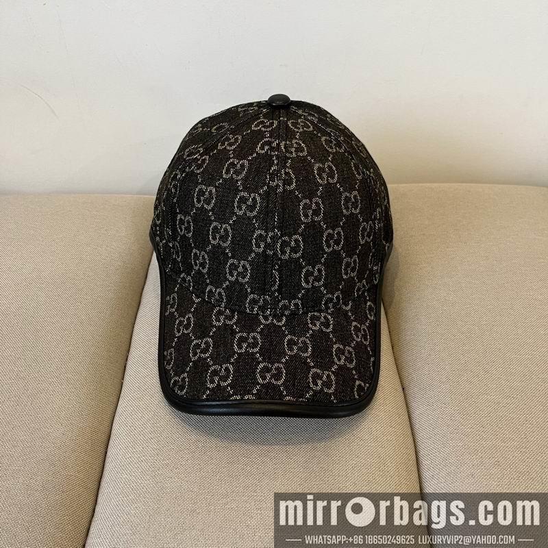 Gucci Hat dx40