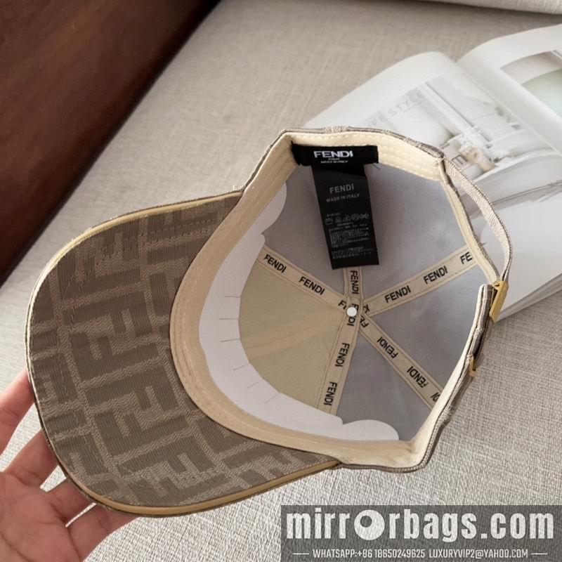 Fendi Hat dx69