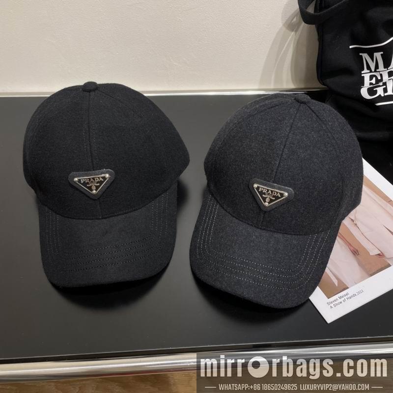 Prada Hat 041701