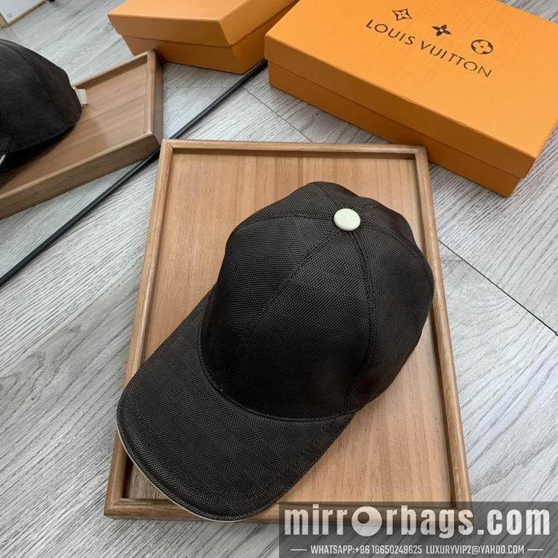 LV Hat dx152