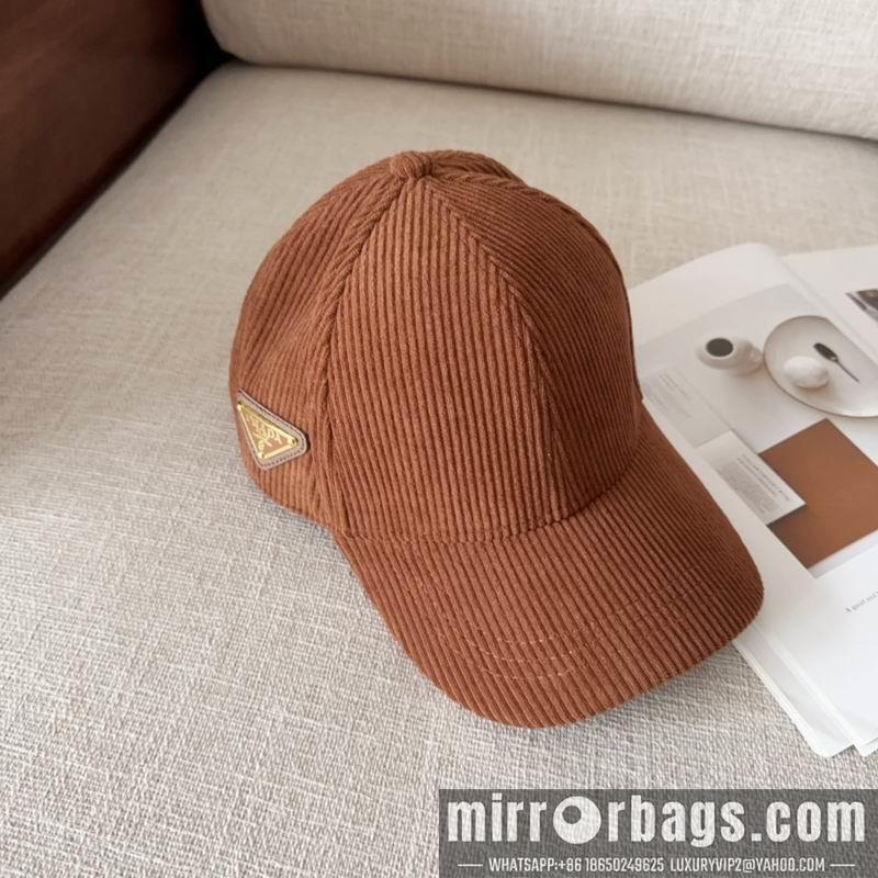 Prada Hat dx71