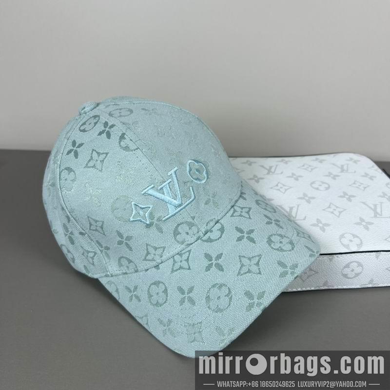 LV Hat dx51