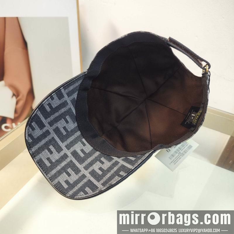 Fendi Hat dx93